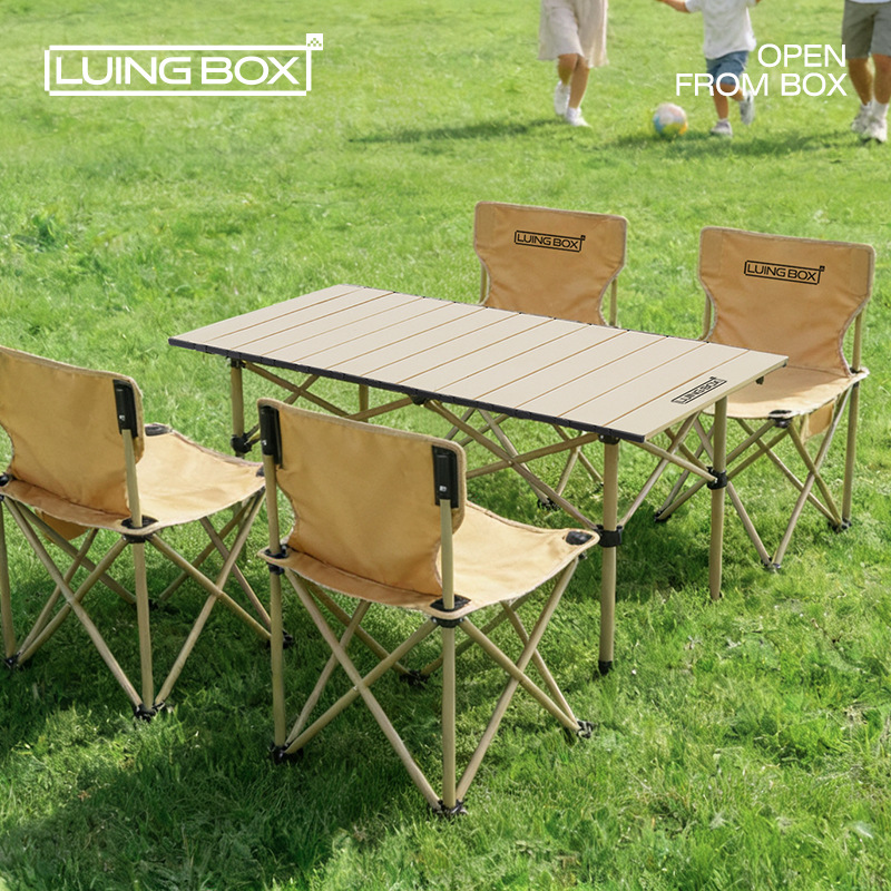 Outdoor Furniture Egg Chair - Set Tavolo e Sedie Pieghevoli Portatili
